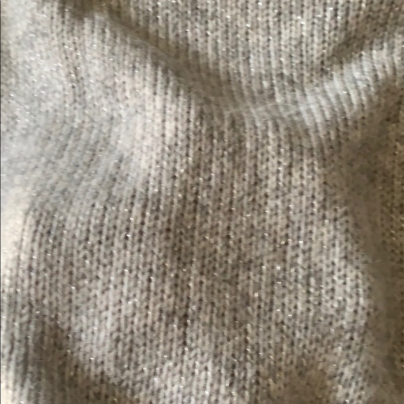 Sweater - Picture 3 of 4